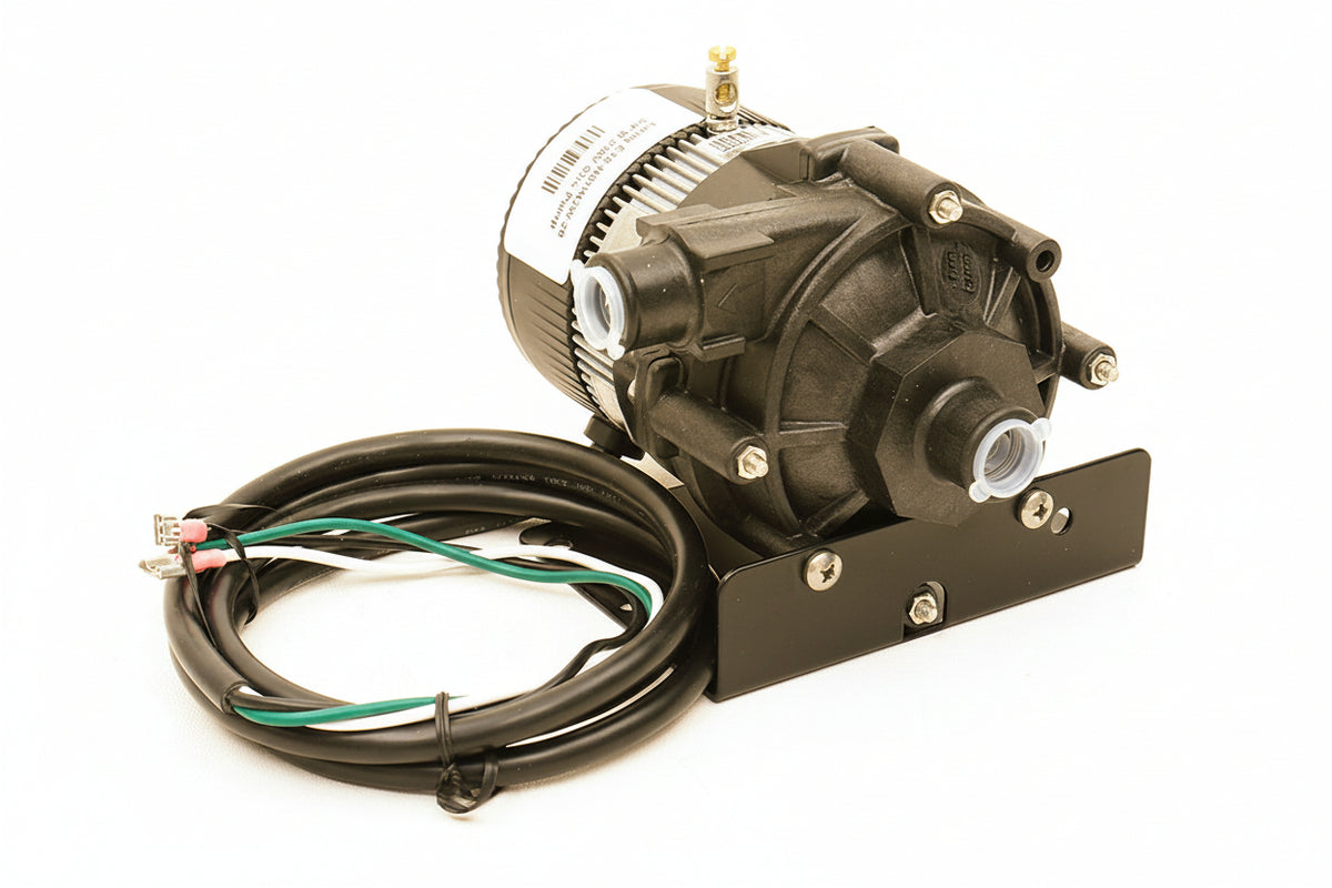 Laing E10 circulation pump for hot tubs, 230V with 3/4 inch hose barb, compact pump designed for efficient water circulation.